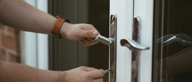 24 hour key locksmith Tulare
